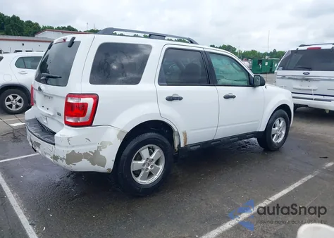 2012 Ford Escape Xlt z USA, uszkodzony, nr VIN 1FMCU0DG5CKB69329